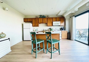 Waterfront W/Patio Stunning Views of Cedar Point!