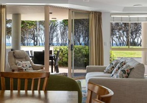 Waterview Beachside Apartment - Palms 2