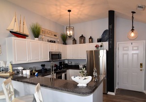 Waterway community 3 bedroom 2 bath condo 3rd floor Outdoor pool 1 mile to ocean