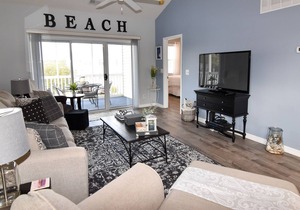 Waterway community 3 bedroom 2 bath condo 3rd floor Outdoor pool 1 mile to ocean