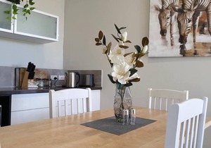 Waverley apartment E-one bedroom, wifi available