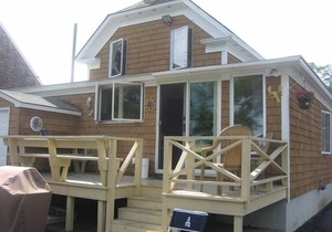 Weekly Discounts Charming Beach House at Pine Point straight walk to Beach!
