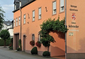 Weingut-Gästehaus R. Schroeder in Mehring