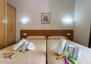 Welcome to Hostal Costabella!