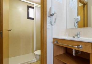 Welcome to Hostal Costabella!