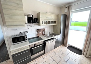 Well-kept vacation complex with 5 residential units in a quiet cul-de-sac location