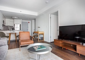 Well-located Kendall Square 1BR w/balcony, by Blueground