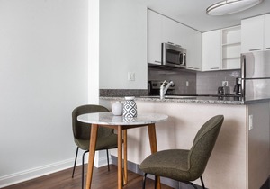 Well-located Kendall Square 1BR w/balcony, by Blueground