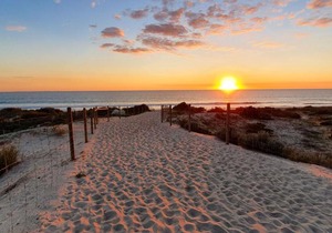 West Beach Lagoon 107 Exceptional Value!