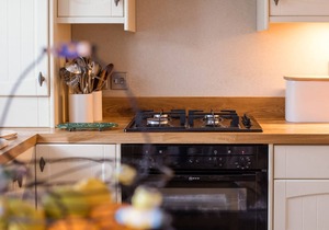 Whippet Cottage - sleeps 4 guests in 2 bedrooms
