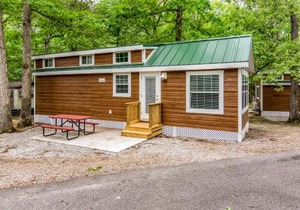 Williamsburg Camping Resort 38 ft. Park Model 5