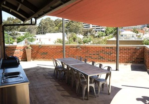 'Windows on Wellington' - 2x2 aptwifiparking