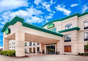 Wingate by Wyndham Lafayette Airport