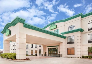 Wingate by Wyndham Lafayette Airport