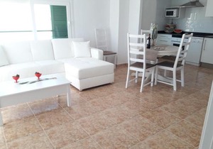 Wonderful, 100 meters from the beach.