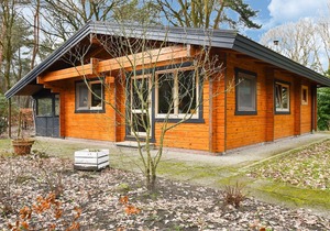 Wooden Holiday Home in Meijel with Private Garden