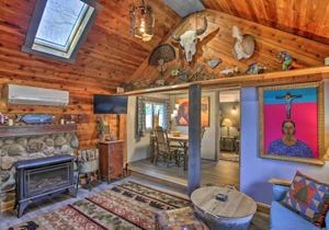 Work, Play and Get Away Cabin Near Higgins Lake!