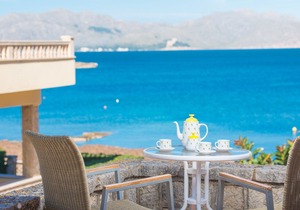 Xarus 2 - Four Bedroom Apartment, Sleeps 6