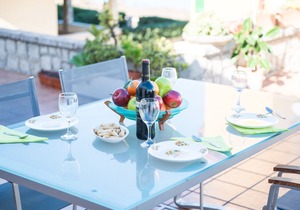 Xarus 2 - Four Bedroom Apartment, Sleeps 6