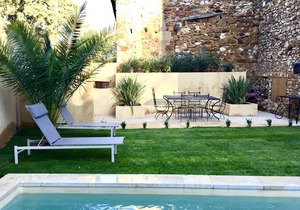 XIXe Provencal Stone House with Private Pool-Gardens, 10 minutes from Uzes