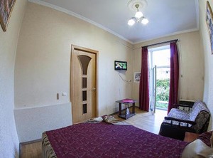 Chornovola Avenue | Lviv City Center