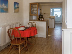 Accommodation Mawgan Porth | Trenance