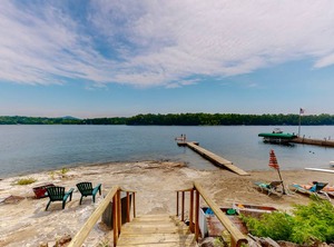 Cottage | Charlotte