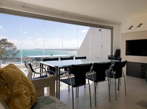 Gordonia | Gordons Bay Central