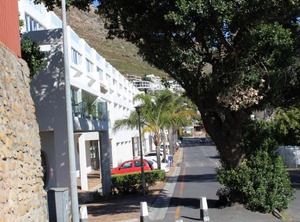 Gordonia | Gordons Bay Central