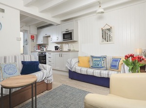 Thornlea Mews | Hope-Cove