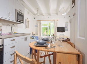 Thornlea Mews | Hope-Cove