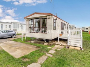 Field B | Clacton-on-Sea