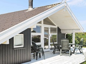 Person Holiday Ebberup | Helnæs By