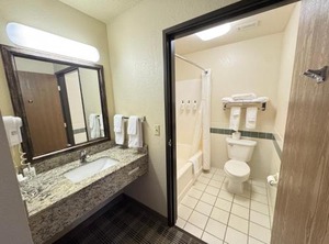 Cobblestone Hotel | Baldwin