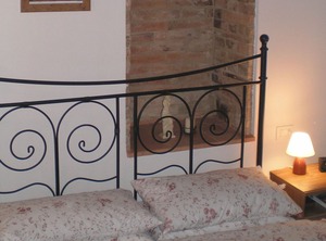 Storey Townhouse The Centre Of Hilltop Town | Monte Rinaldo