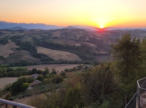 Storey Townhouse The Centre Of Hilltop Town | Monte Rinaldo