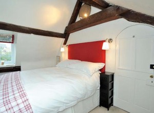 Castleton B | Mere