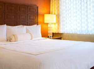 Baltimore Marriott Harbor At Camden Yards | Downtown West