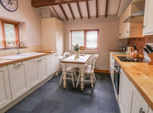 Barn Owl Cottage At Crook Hall Farm | Bispham Green
