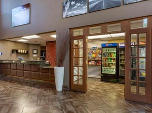 Scottsdale Premium Term Getaway Furnished Golf Cable Utilities | Thunderbird Industrial Airpark
