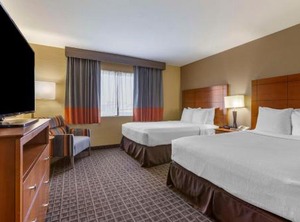 Scottsdale Premium Term Getaway Furnished Golf Cable Utilities | Thunderbird Industrial Airpark