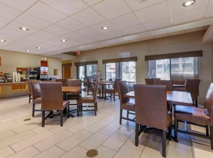 Scottsdale Premium Term Getaway Furnished Golf Cable Utilities | Thunderbird Industrial Airpark
