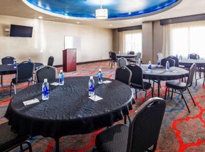 Days Inn | North by Northwest