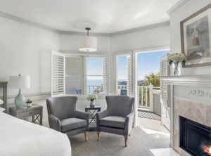 Lantern Inn Sisters | Dana Point