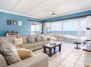 Sue Casa | Manaba Beach