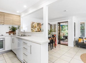 Calinda Sol | Byron Bay