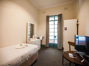 Captain Hotel | Nedlands