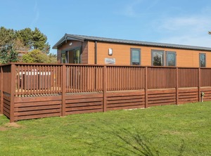 Chestnut Lodge | Runswick Bay