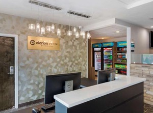 Clarion Pointe Charlottesville | Charlottesville