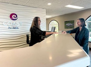 Coast Swift Hotel | Swift Current